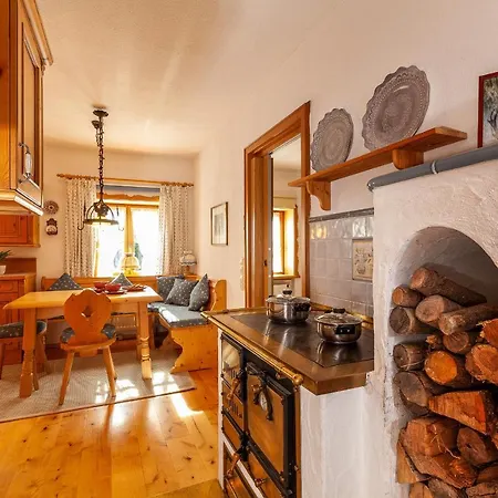 Apartment Haus Magnushof Eisenberg (Bavaria)